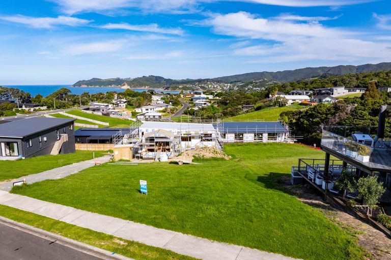 Photo of property in 7 Blue Moon Rise, Langs Beach, 0582