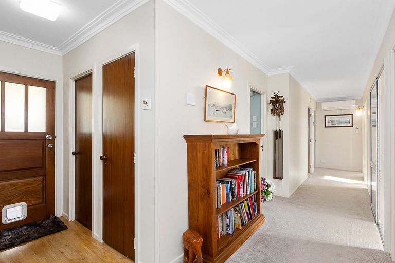 Photo of property in 215 Larnach Road, Waverley, Dunedin, 9013