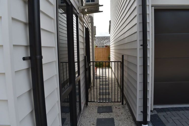 Photo of property in 24b Duggan Avenue, Mangere, Auckland, 2022