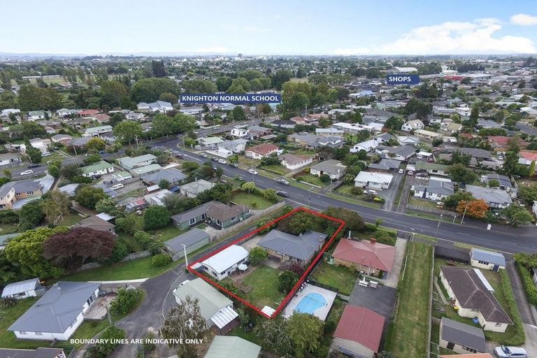 Photo of property in 14 Edinburgh Road, Hillcrest, Hamilton, 3216