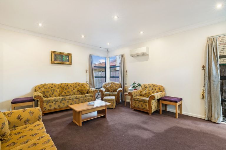 Photo of property in 10 Janway Avenue, Flat Bush, Auckland, 2016