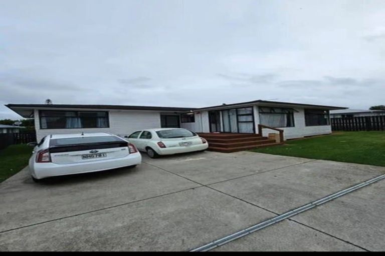 Photo of property in 18b Frank Hewitt Street, Pukekohe, 2120
