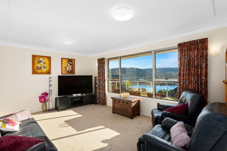 Photo of property in 215 Larnach Road, Waverley, Dunedin, 9013