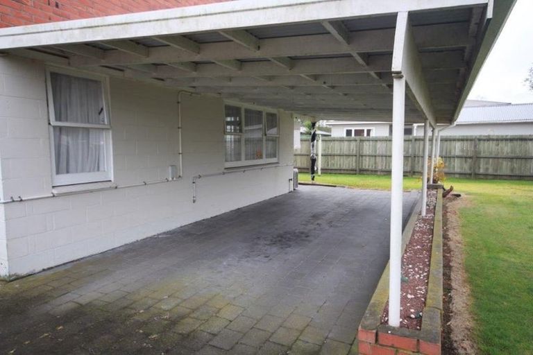 Photo of property in 75 Robinson Avenue, Holdens Bay, Rotorua, 3010