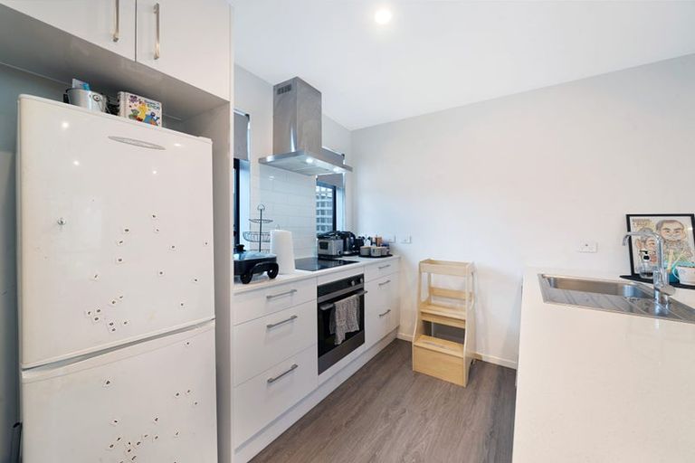 Photo of property in 4337c Great North Road, Glendene, Auckland, 0602