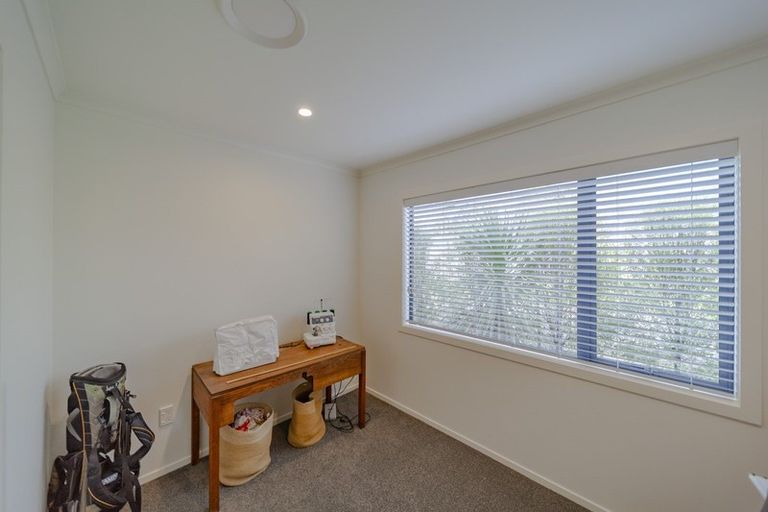Photo of property in 1 Arabella Way, Waipukurau, 4200