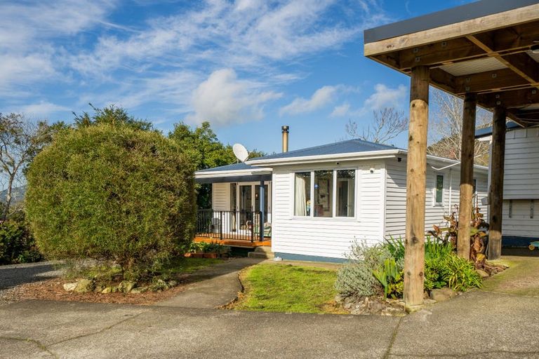 Photo of property in 41a View Road, Hikurangi, 0114