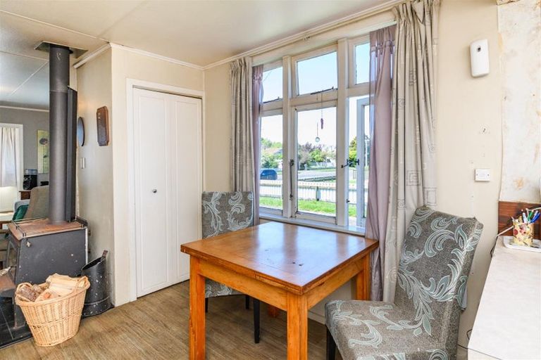 Photo of property in 13 Hunia Street, Marton, 4710