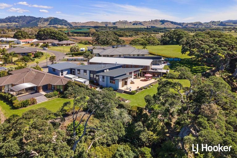 Photo of property in 153 Koutunui Road, Athenree, Katikati, 3177