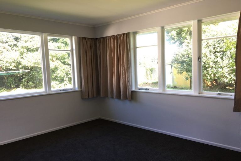 Photo of property in 8 Buick Crescent, Awapuni, Palmerston North, 4412