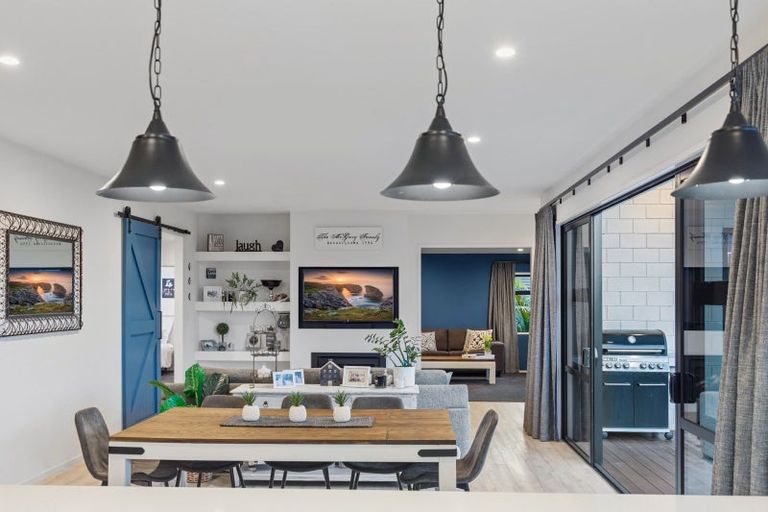 Photo of property in 6 Omapere Lane, Pyes Pa, Tauranga, 3112