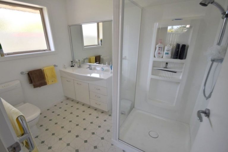 Photo of property in 19 Benmore Place, Omarama, 9412