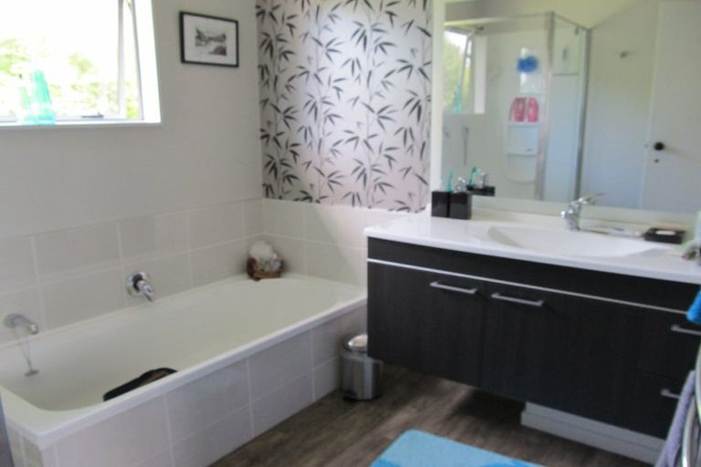 Photo of property in 93 Topaz Drive, Papamoa Beach, Papamoa, 3118