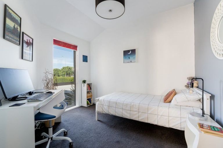 Photo of property in 8 Silver Springs Boulevard, Mosgiel, 9024