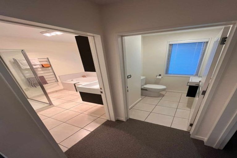 Photo of property in 11a Tainui Street, Somerfield, Christchurch, 8024