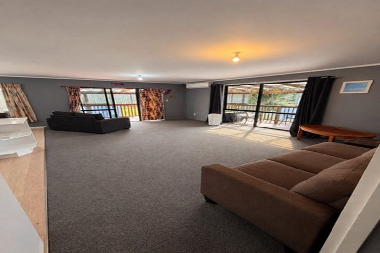 Photo of property in 17 Sutherland Road, Brookfield, Tauranga, 3110
