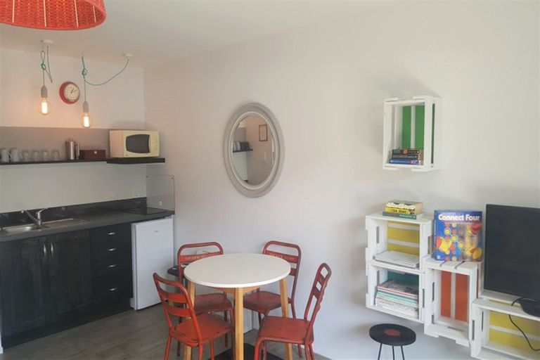 Photo of property in 6/7 Wellington Street, Russell, 0202