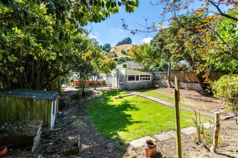 Photo of property in 54 Greenacres Street, Macandrew Bay, Dunedin, 9014