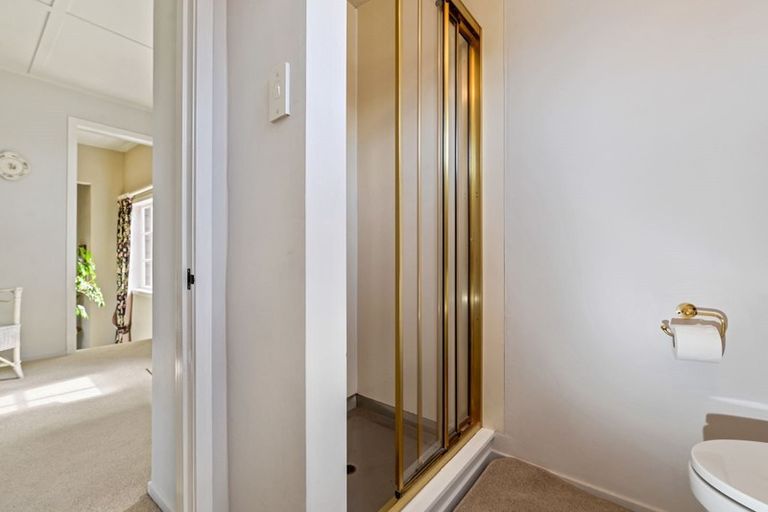 Photo of property in 17 Sophia Street, Glenholme, Rotorua, 3010