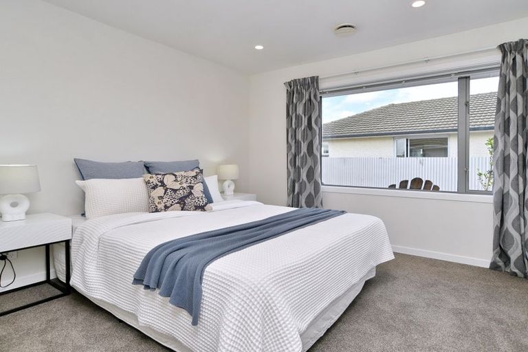 Photo of property in 25 Dunstan Crescent, Hornby, Christchurch, 8042