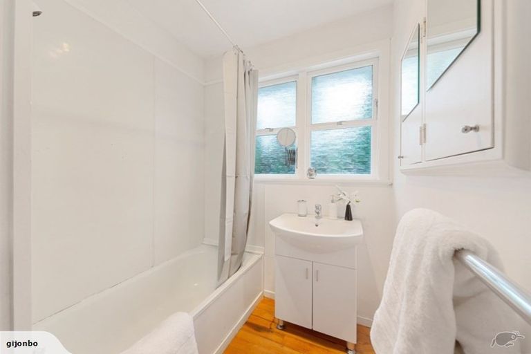 Photo of property in 5/54 Howe Street, Howick, Auckland, 2014