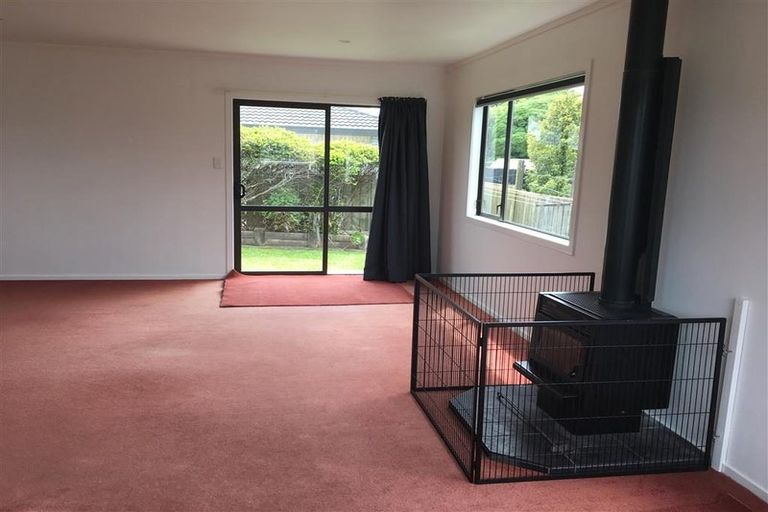 Photo of property in 315b Maungaraki Road, Maungaraki, Lower Hutt, 5010