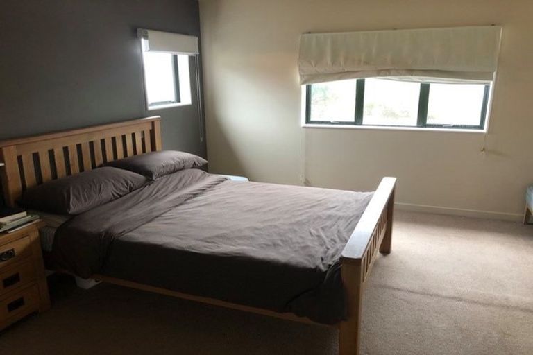 Photo of property in 8 Winsley Terrace, Churton Park, Wellington, 6037