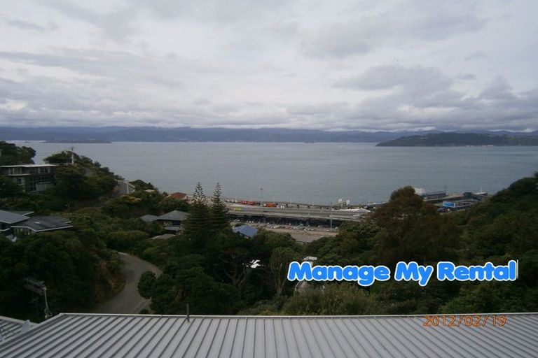 Photo of property in 2/82 Barnard Street, Wadestown, Wellington, 6012