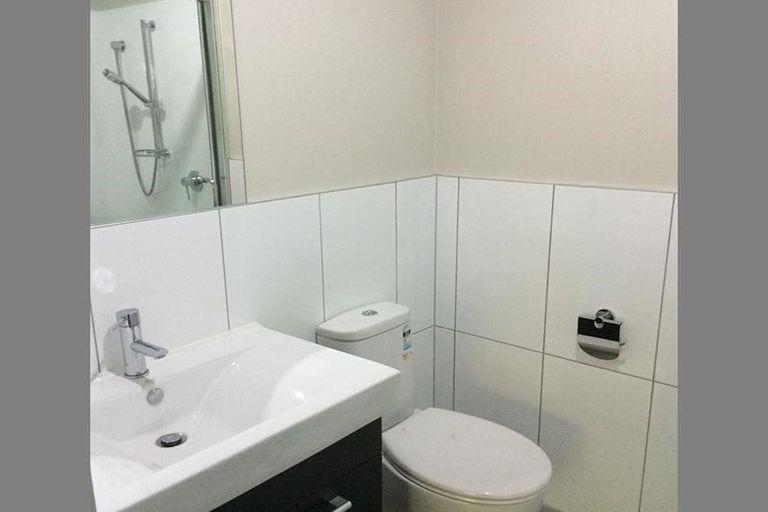 Photo of property in 22/45a Swanson Road, Henderson, Auckland, 0610