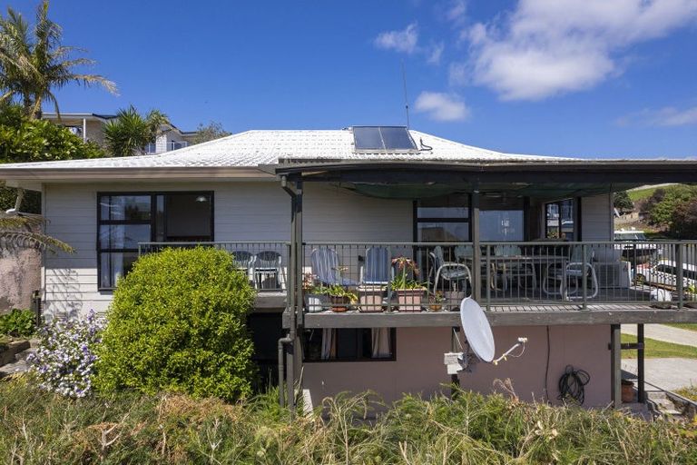 Photo of property in 54 Stratford Drive, Cable Bay, 0420
