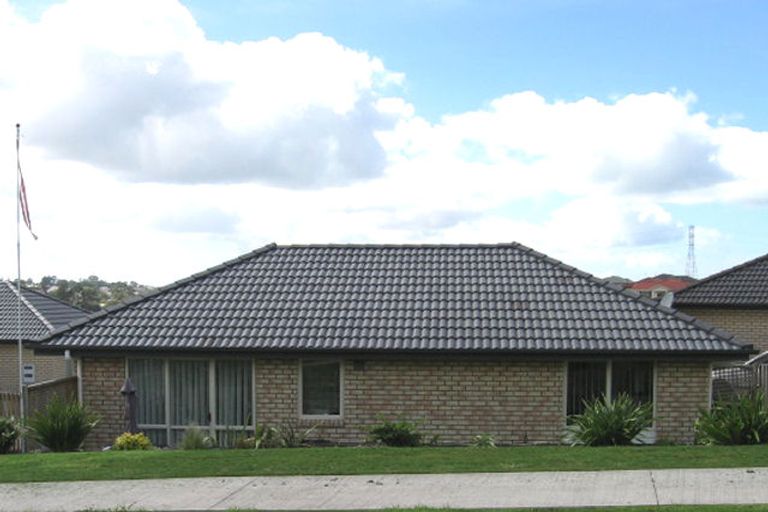 Photo of property in 10 Regents Place, Westgate, Auckland, 0614