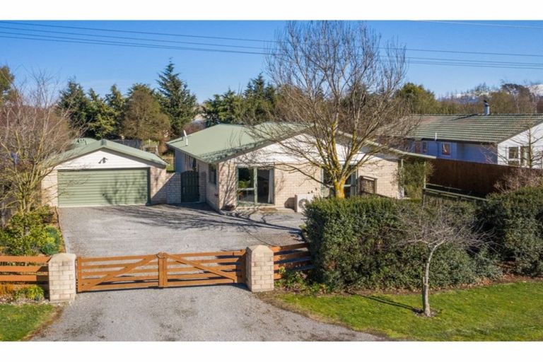 Photo of property in 29 Hororata Road, Hororata, Darfield, 7572