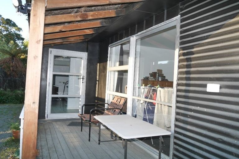 Photo of property in 192 Main Road South, Raumati South, Paraparaumu, 5032