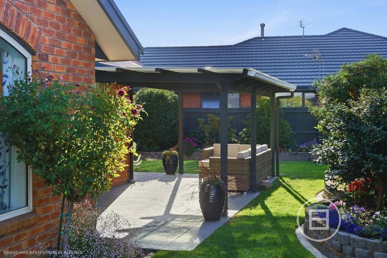 Photo of property in 10 Highwood Lane, Burnside, Christchurch, 8053