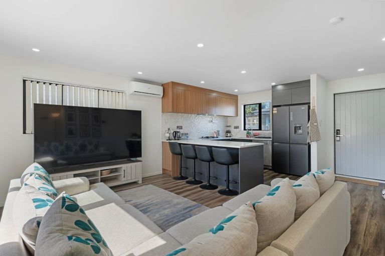 Photo of property in 116b Kimpton Road, Papatoetoe, Auckland, 2025