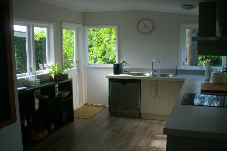 Photo of property in 106 Valley Road, Paraparaumu, 5032