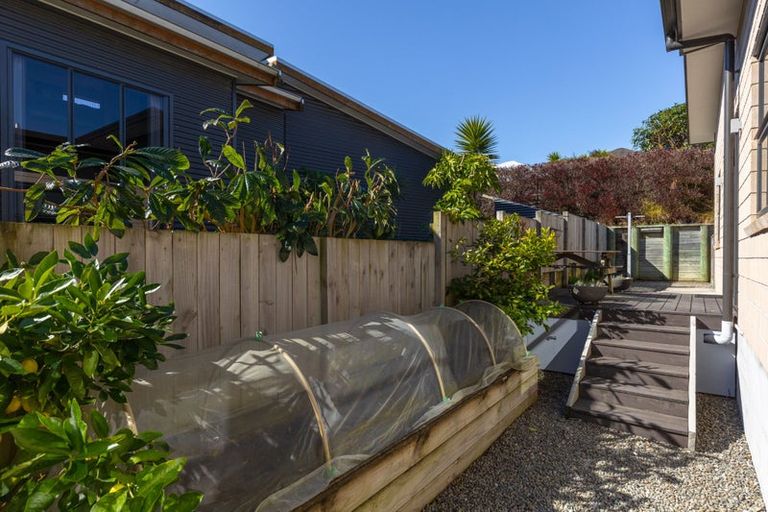 Photo of property in 21 Glentui Place, Waikawa, Picton, 7220