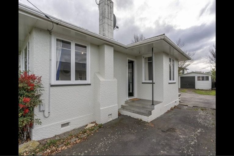 Photo of property in 52 Fergusson Street, Solway, Masterton, 5810