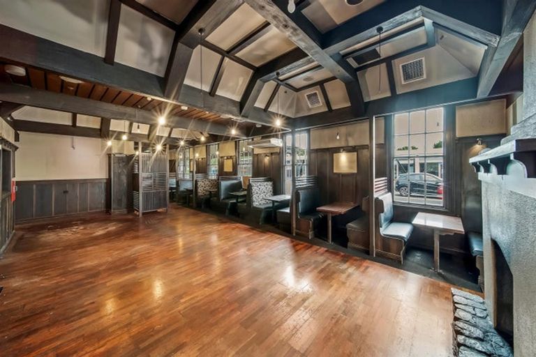 Photo of property in 350 Riccarton Road West, Mosgiel, 9092