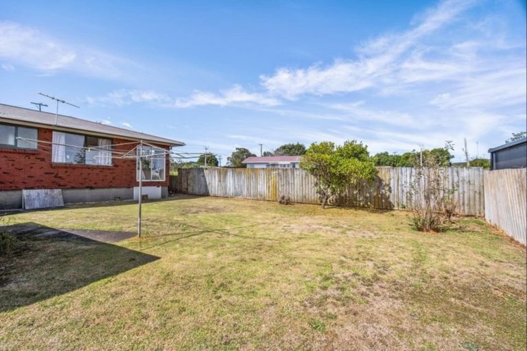 Photo of property in 38 Wallace Road, Mangere Bridge, Auckland, 2022