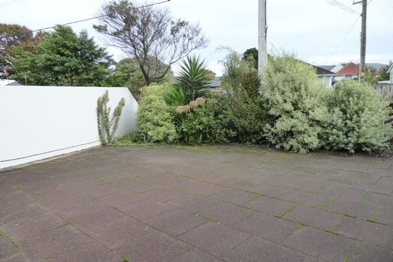 Photo of property in 24 Mcbain Grove, Avalon, Lower Hutt, 5011
