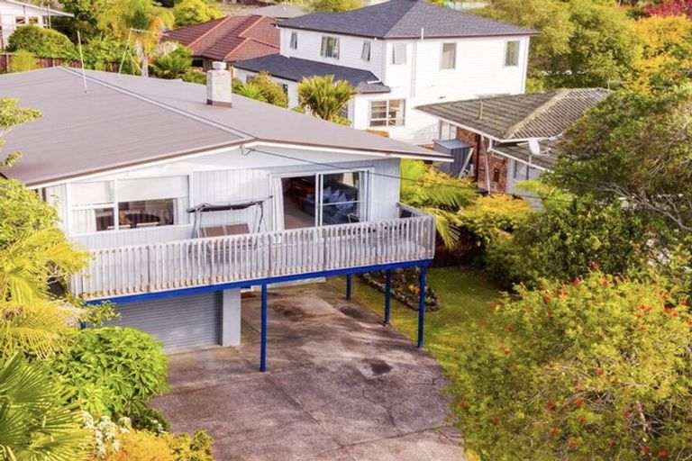 Photo of property in 61 Sheridan Drive, New Lynn, Auckland, 0600