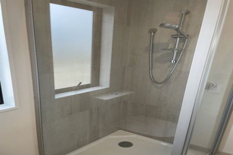 Photo of property in 2/112 Burke Street, Sydenham, Christchurch, 8023