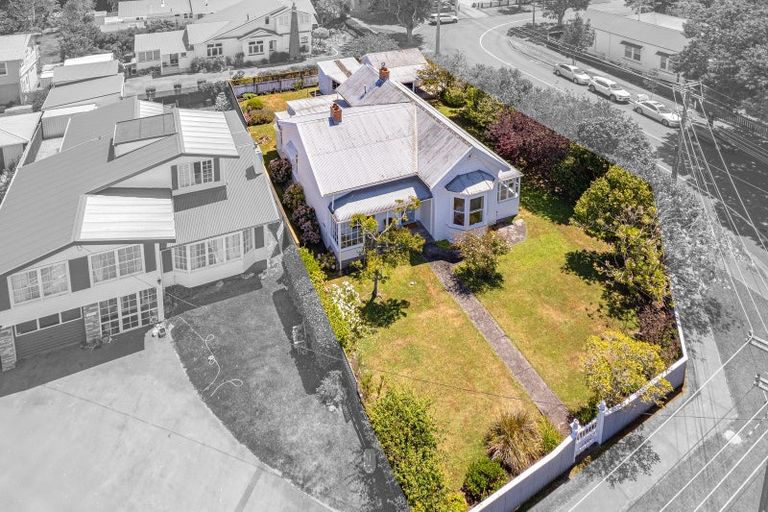 Photo of property in 27 Brassey Road, Saint Johns Hill, Whanganui, 4500