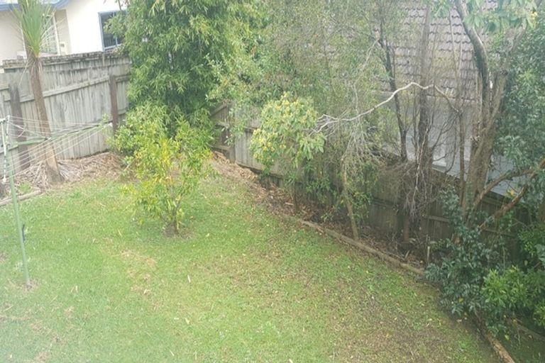 Photo of property in 1/89 Woodglen Road, Glen Eden, Auckland, 0602