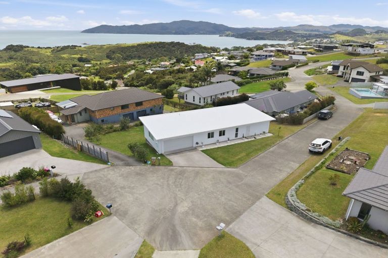 Photo of property in 34 Eagles Way, Cable Bay, 0420
