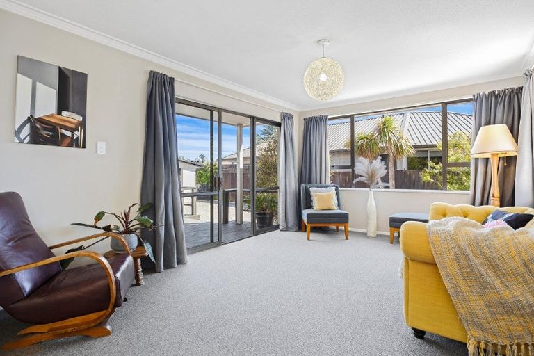 Photo of property in 209 Queenspark Drive, Parklands, Christchurch, 8083