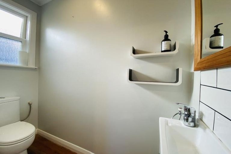 Photo of property in 27 Benares Street, Khandallah, Wellington, 6035