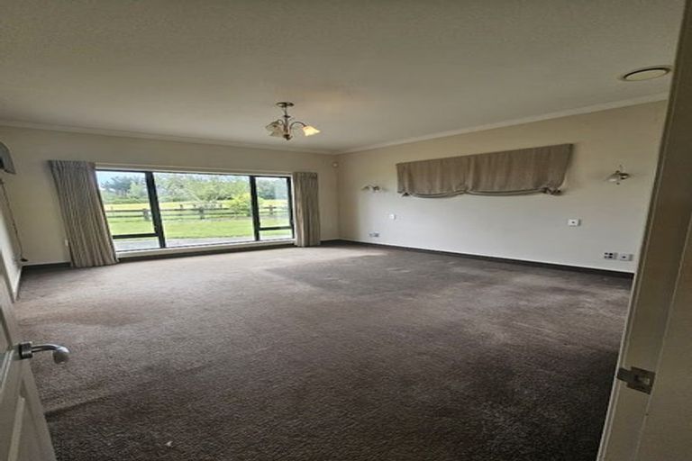 Photo of property in 123 Muhunoa Road East, Ohau, Levin, 5570