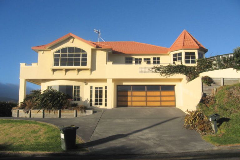 Photo of property in 4 Menin Road, Raumati South, Paraparaumu, 5032